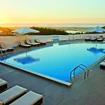 Rezort The Beachfront - D'el Rey Golf &