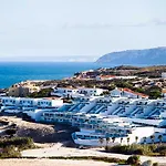 Resort The Beachfront - D'el Rey Golf & 5*