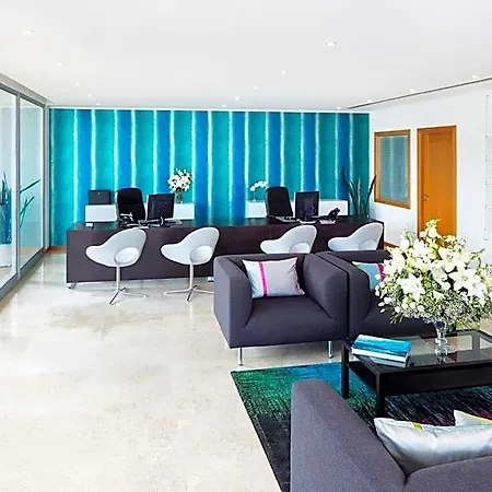 Resort The Beachfront - D'el Rey Golf & 5*